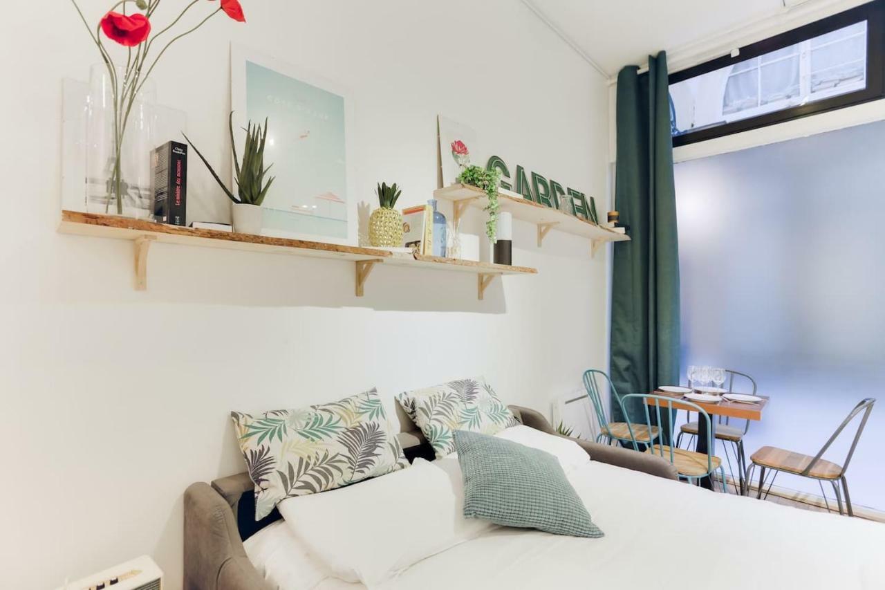 Design Apartment For 4 People Between Louvre & Opera Paris Exterior photo